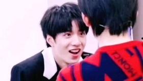 贺峻霖爆料何老师视频,揭秘幕后的惊人内幕  第2张