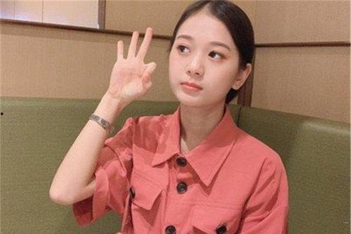 实时爆料张曼如简介视频,揭秘网红背后的真实人生